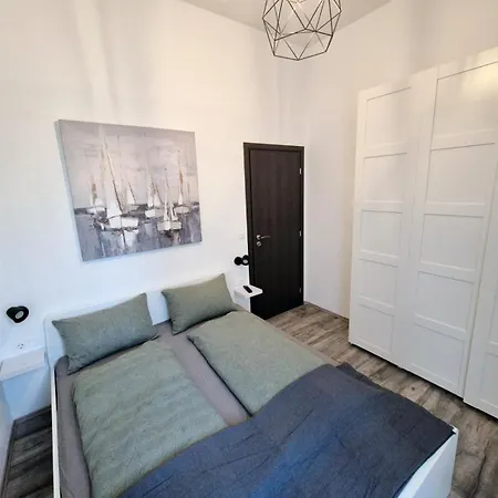 Apartmán Holiday Apartment *