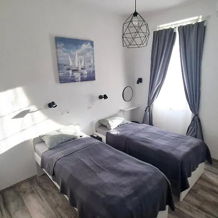 Holiday Apartment 普拉