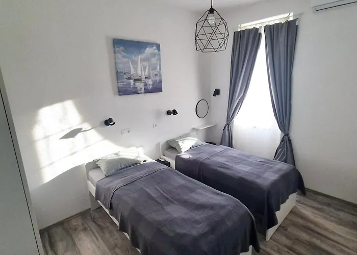 Holiday Apartment Póla